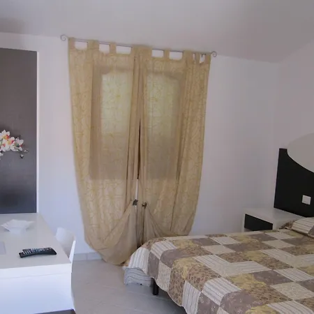 Pensjonat Residence Olbia 3*