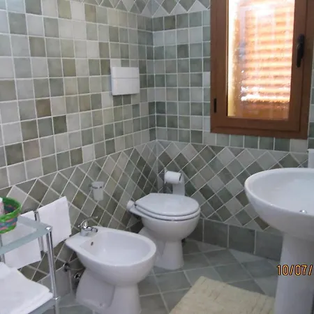 בית הארחה Residence Olbia