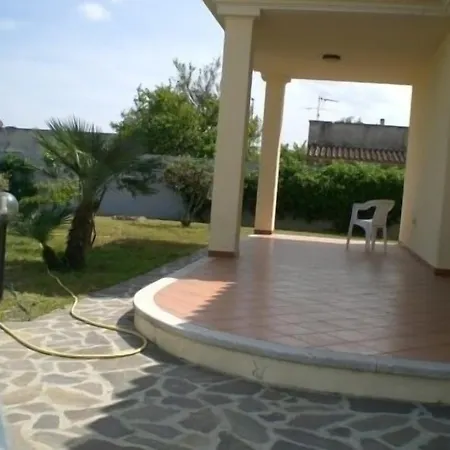 Residence Olbia بيت ضيافة 3*
