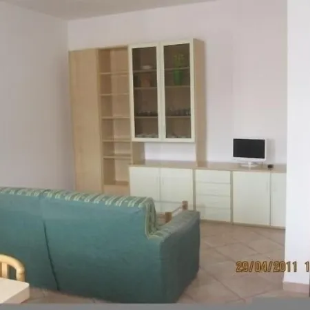 Residence Olbia بيت ضيافة