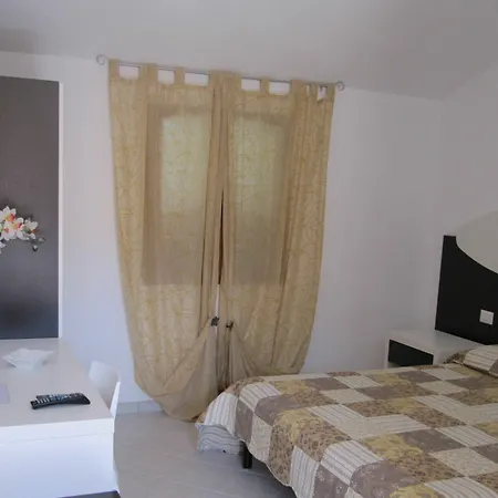 Guest house Residence Olbia 3*